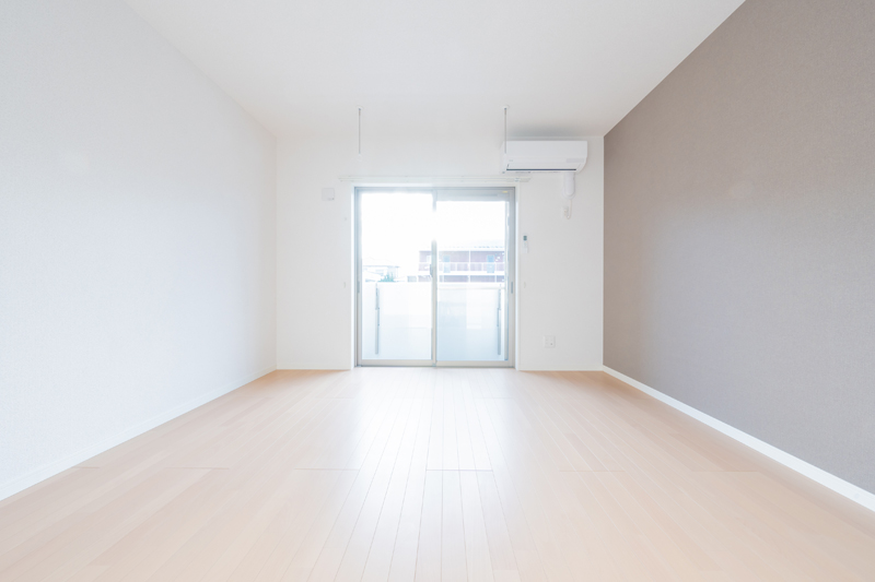 床や壁は、入居者様が好みの部屋の雰囲気をつくるのに邪魔にならないシンプルな配色
